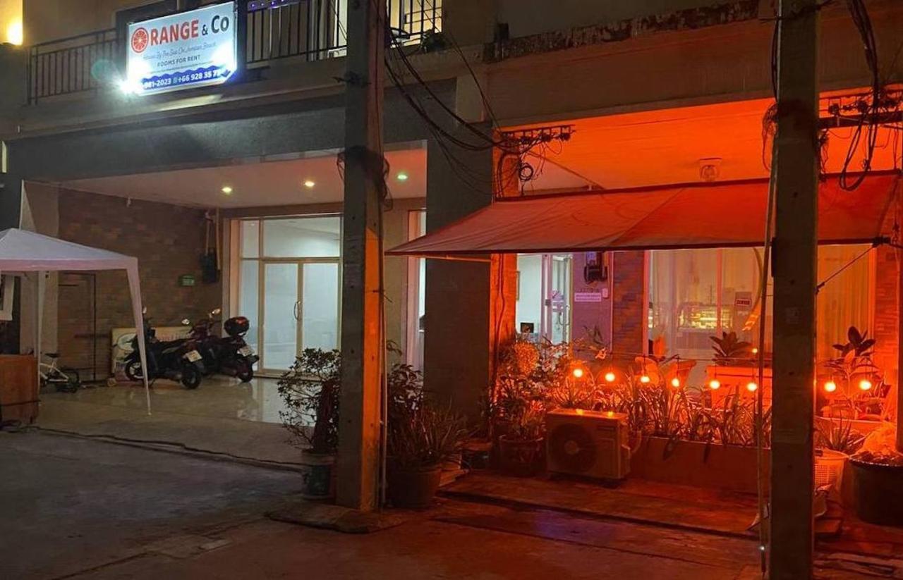 Orange Jomtien Hotel Exterior foto